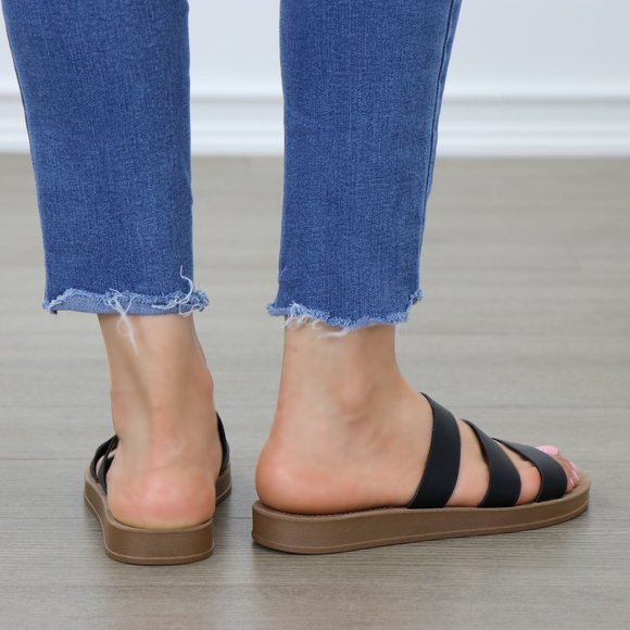 Faux Leather Sandals Flexible Soles for Comfort - Picture 6 of 7